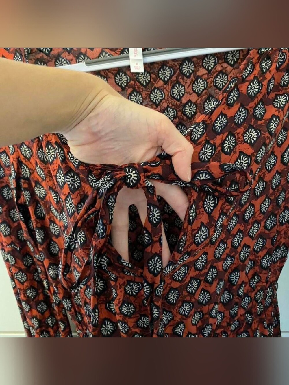 Xhilaration Rust Red Abstract Floral Romper Tie-Front Long Bell Sleeve Playsuit - Picture 5 of 6